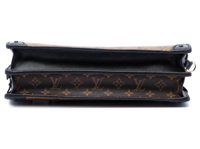 Bolso Clutch y Bandolera Louis Vuitton Monogram Reverse Trunk Marrón Castaño - vista 3