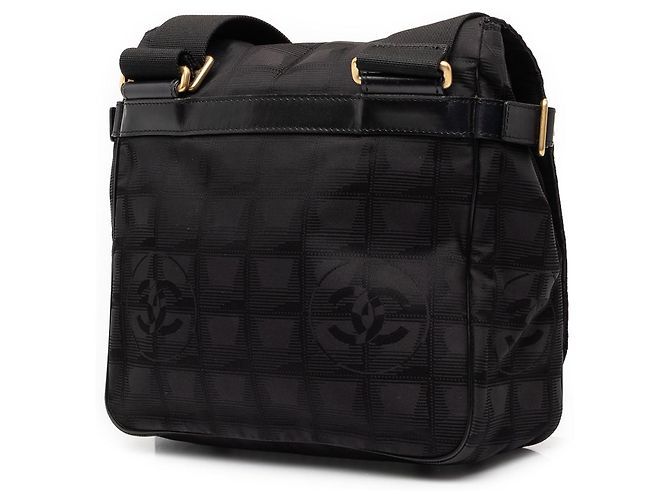 Borsa a tracolla Chanel New Travel Line in nylon nero - vista 2