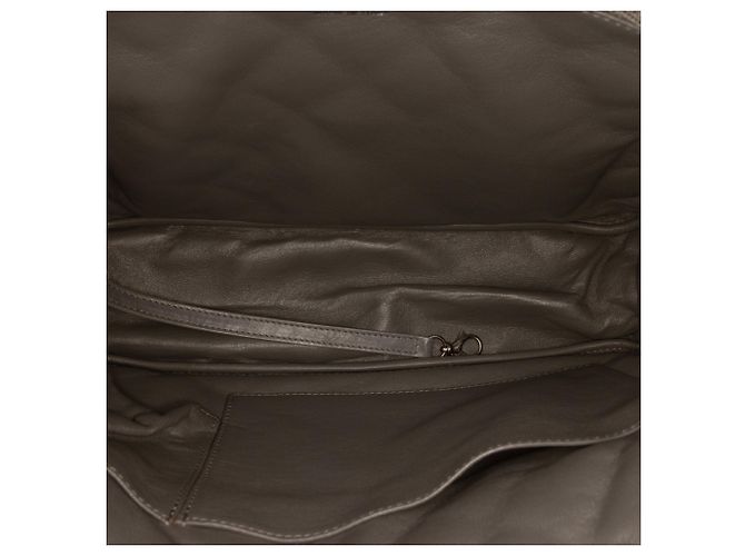 Borsa Camera Chanel Reissue 2.55 Large in pelle di vitello invecchiata matelassé Grigia Grigio - vista 4
