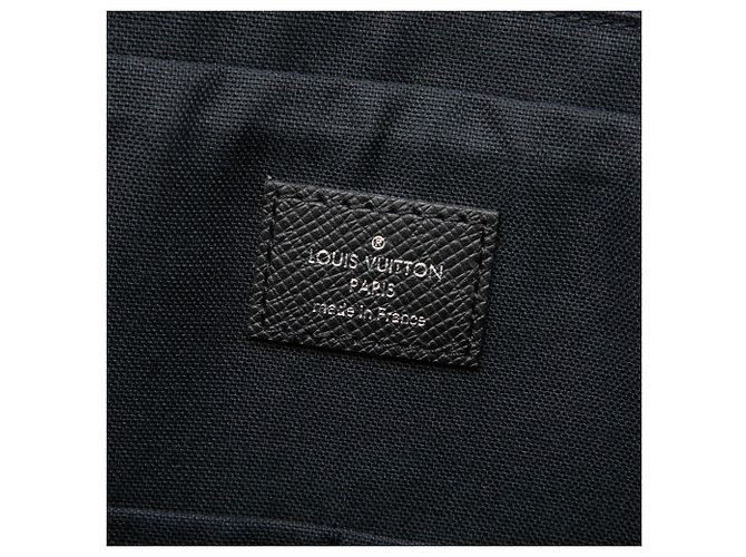 Louis Vuitton Taiga Porte Documents Business PM Nero - vista 5