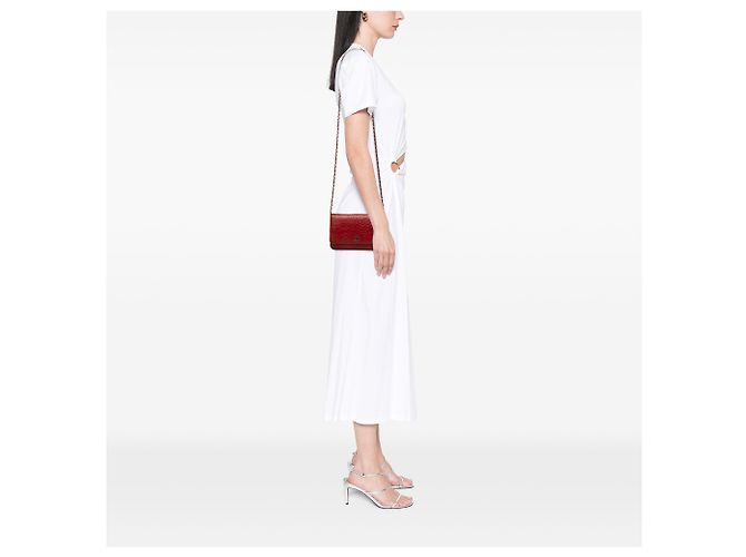 Borsa a tracolla Chanel CC rossa in nappa embossed con camelia, Wallet On Chain Rosso - vista 6