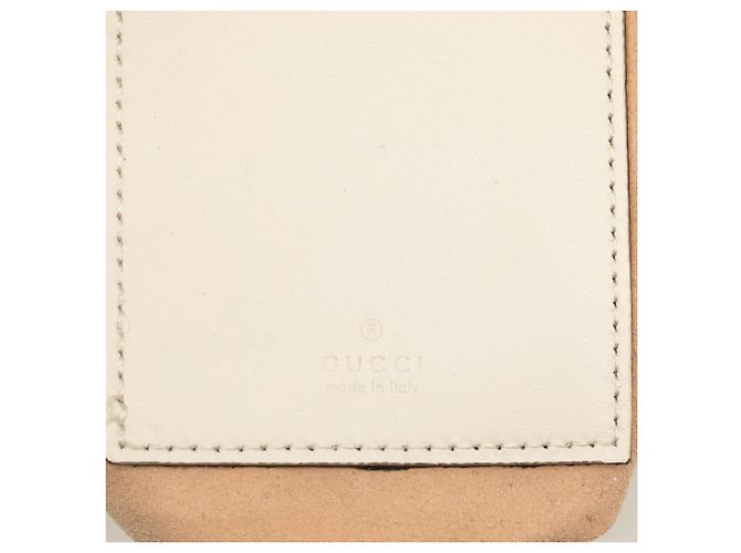 Borsa a secchiello Gucci Small GG Marmont in pelle di vitello matelassé bianca Bianco - vista 5