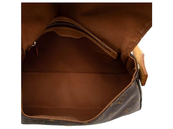 Bolso de hombro Mini Looping Louis Vuitton Monogram Marrón Castaño - vista 4