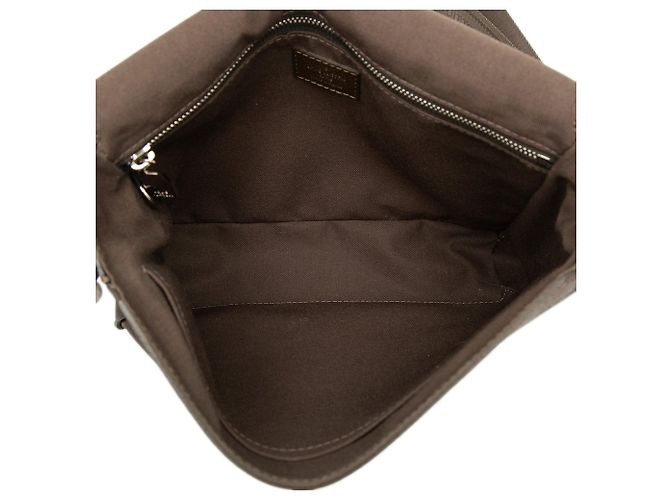 Borsa a tracolla Louis Vuitton Taiga Roman PM Marrone - vista 4