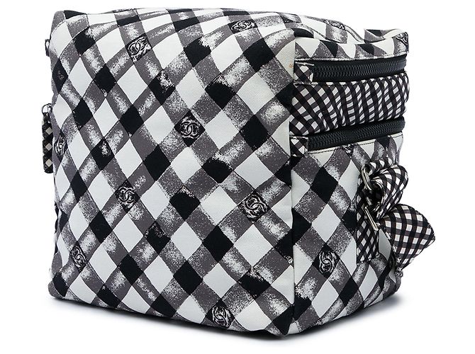 Chanel CC Canvas Gingham Lunch Box Schultertasche in Schwarz - Ansicht 2