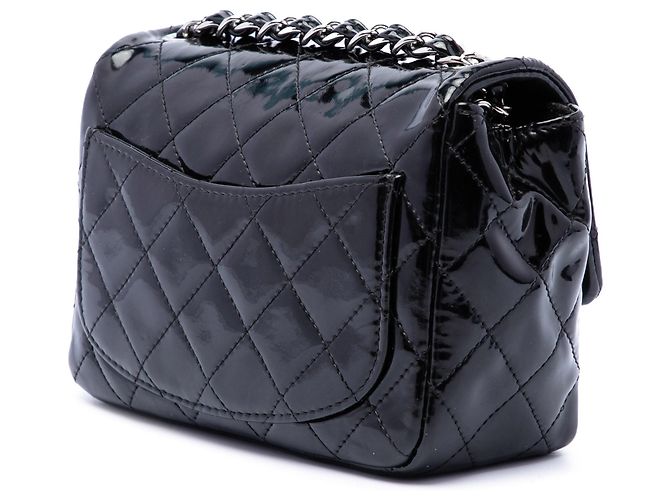 Borsa a tracolla Chanel Mini Square Classic in vernice nera con patta singola Nero - vista 2