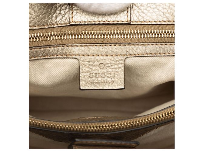 Bamboo Borsa Gucci Medium Shopper Satchel in vitello dorata con bambù D'oro - vista 5