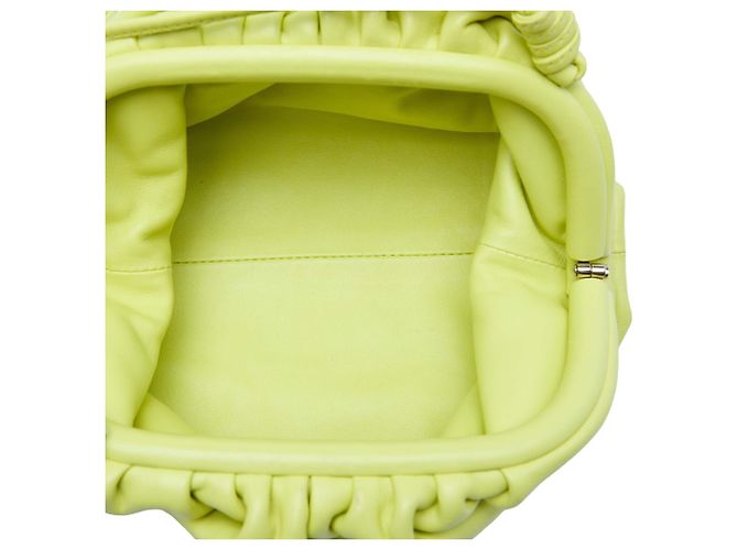 Borsa a tracolla The Mini Pouch in nappa verde Bottega Veneta - vista 4
