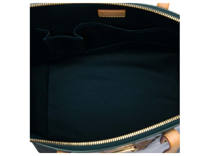 Borsa Louis Vuitton Monogram Vernis Bellevue GM Verde - vista 4