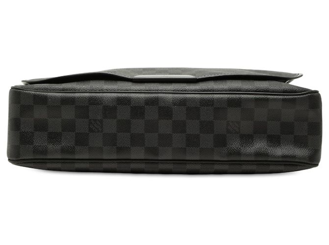 Louis Vuitton Daniel GM Crossbody Bag Damier Graphite Schwarz - Ansicht 3