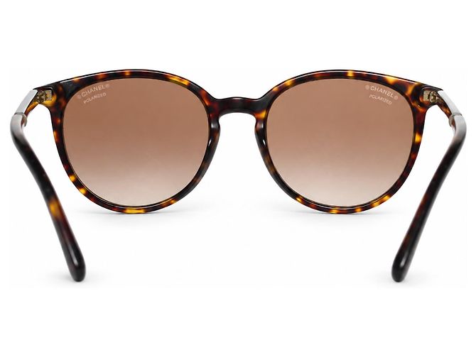 Chanel, Braune runde Schildpatt-Sonnenbrille mit Perle - Ansicht 5