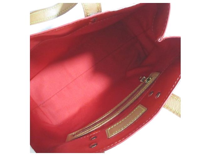 Bolso Louis Vuitton Monogram Vernis Lead PM Roja - vista 7