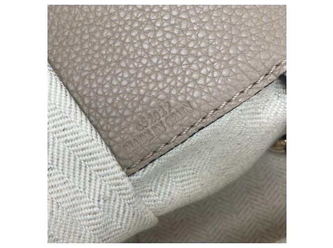 Loewe Hammock Leather Small Beige - Ansicht 7