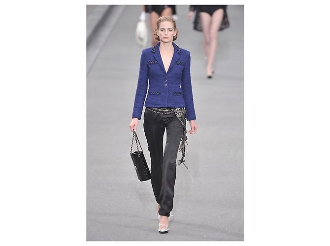 Giacca Chanel Primavera 2009 in tweed indaco Blu - vista 2