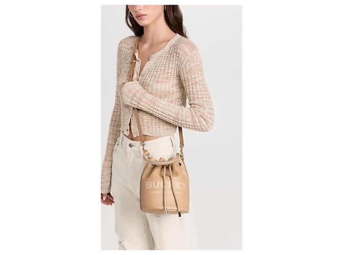 Marc Jacobs The Bucket Beuteltasche aus genarbtem Leder - Camel Kamel - Ansicht 15