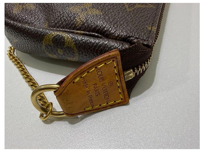 Louis Vuitton Mini Pochette Accessoires Monogram Braun Monogramm - Ansicht 4