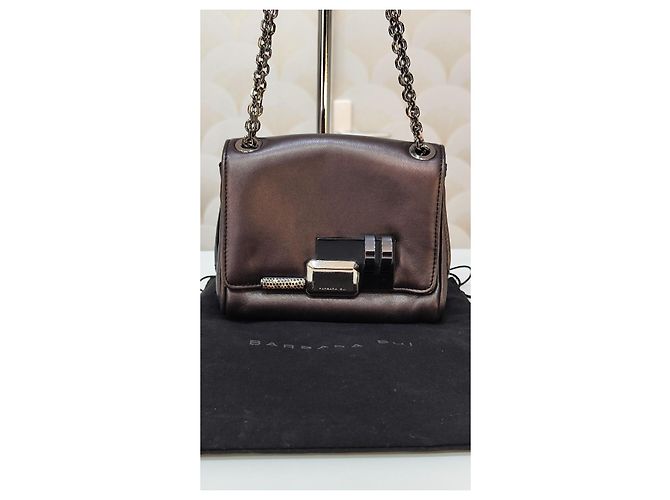 Barbara Bui Schultertasche aus Metallic-Leder Bronze - Ansicht 3