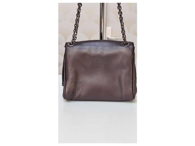 Barbara Bui Schultertasche aus Metallic-Leder Bronze - Ansicht 7