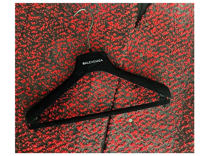Balenciaga Abrigo de lana texturizada rojo y negro Roja - vista 12
