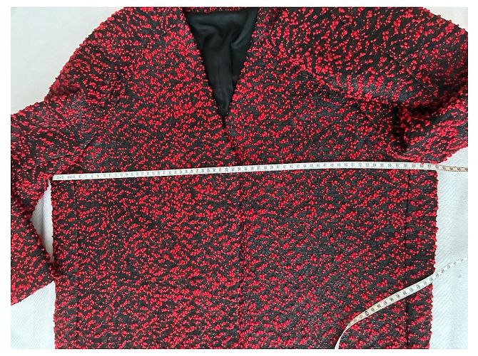 Balenciaga Abrigo de lana texturizada rojo y negro Roja - vista 7
