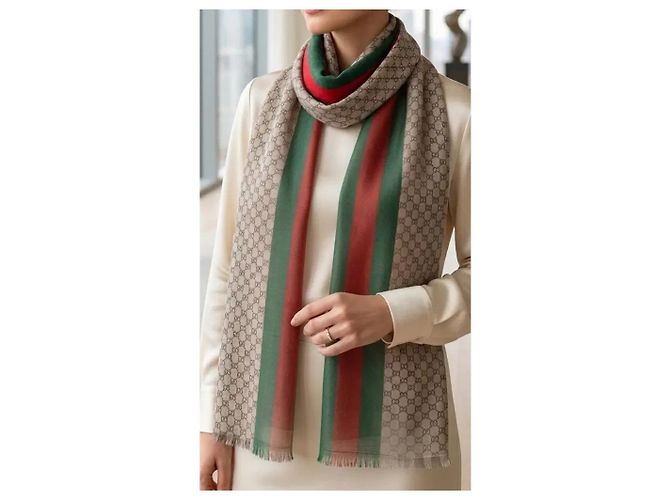 Cachecol Gucci GG Supreme em lã com banda Web Vermelho Bege Verde - vista 2