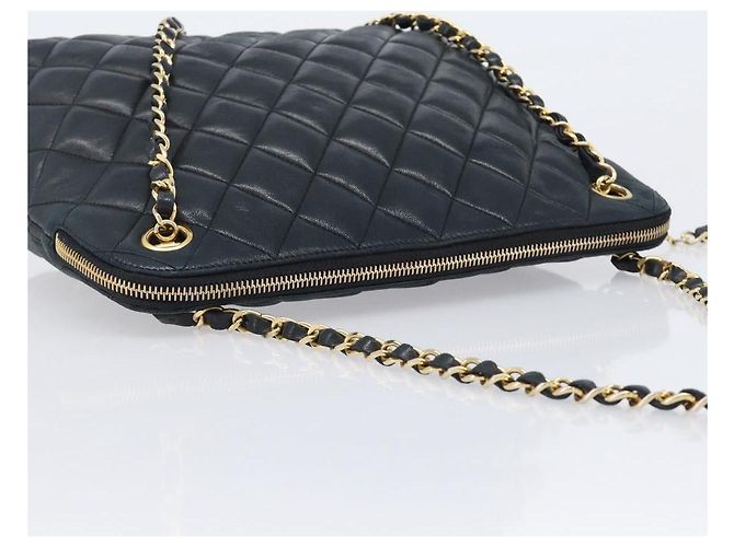 Chanel Schultertasche aus gestepptem Leder Schwarz - Ansicht 7
