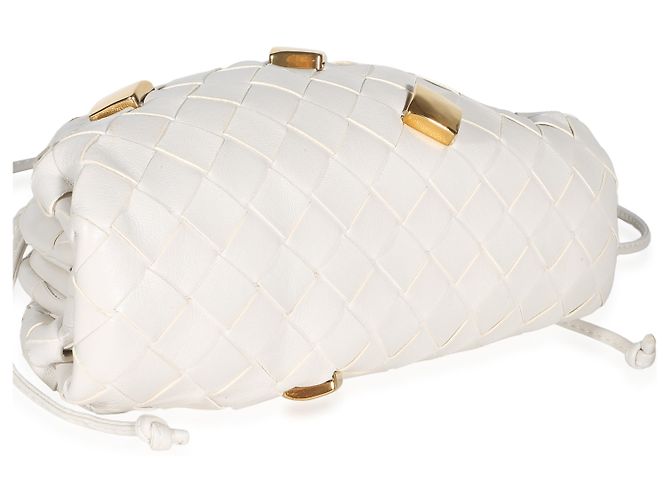 Bottega Veneta Chalk Intrecciato Nappa Studded The Mini Pouch - vista 7