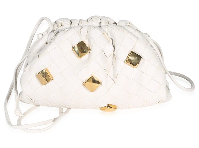 Bottega Veneta Chalk Intrecciato Nappa Studded The Mini Pouch - vista 8