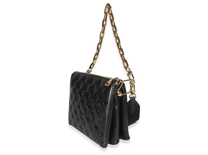 Louis Vuitton Coussin PM in lambskin nero con Monogram embossed - vista 3