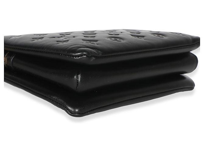 Louis Vuitton Coussin PM in lambskin nero con Monogram embossed - vista 7