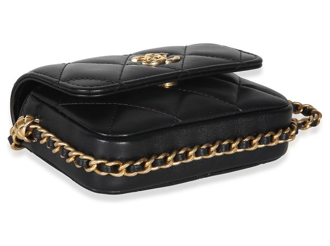 Gabrielle Chanel Mini Clutch aus schwarzem gestepptem Lammleder mit CC-Kette - Ansicht 7