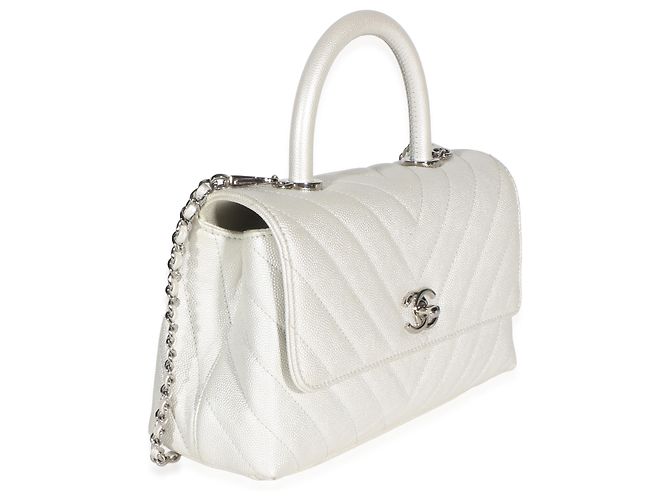 Gabrielle Chanel Mini Coco Top Handle Tasche aus Silver Chevron Caviar Leder - Ansicht 4