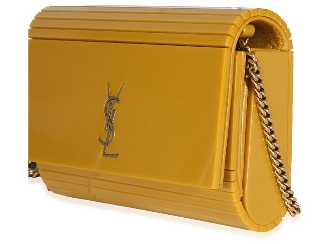 Autre Marque Saint Laurent Mini Minaudière Vicky de Plexiglass Amarillo - vista 3