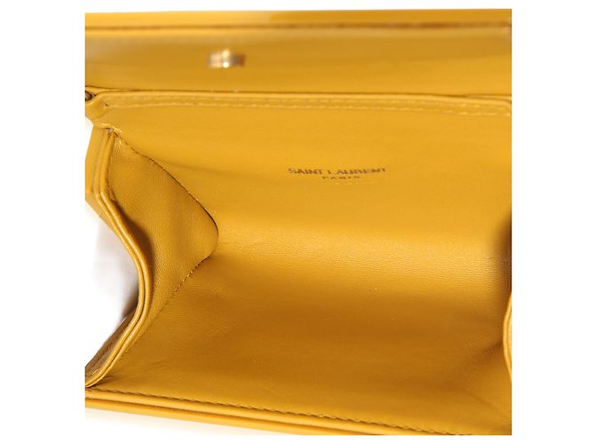 Autre Marque Saint Laurent Mini Minaudière Vicky de Plexiglass Amarillo - vista 5