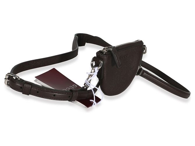 Mini borsa a tracolla Gucci B in pelle di vitello martellata marrone - vista 2