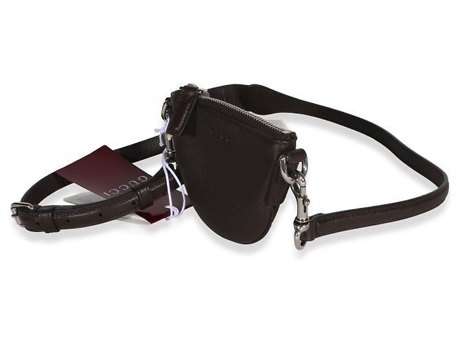 Mini borsa a tracolla Gucci B in pelle di vitello martellata marrone - vista 3