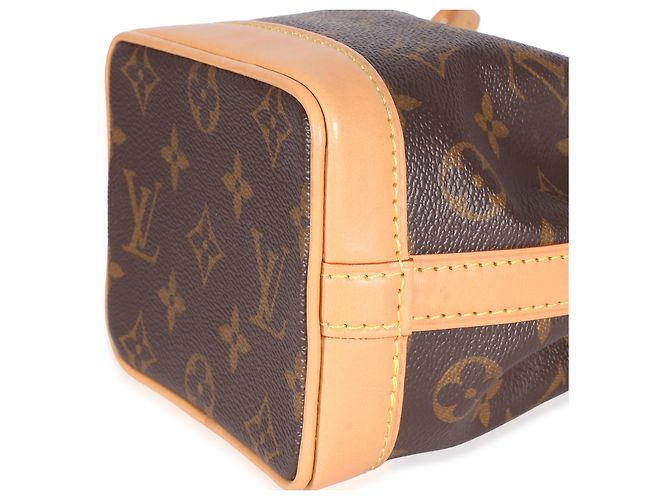 Louis Vuitton Monogram Canvas Nano Noe NV Marrom - vista 6