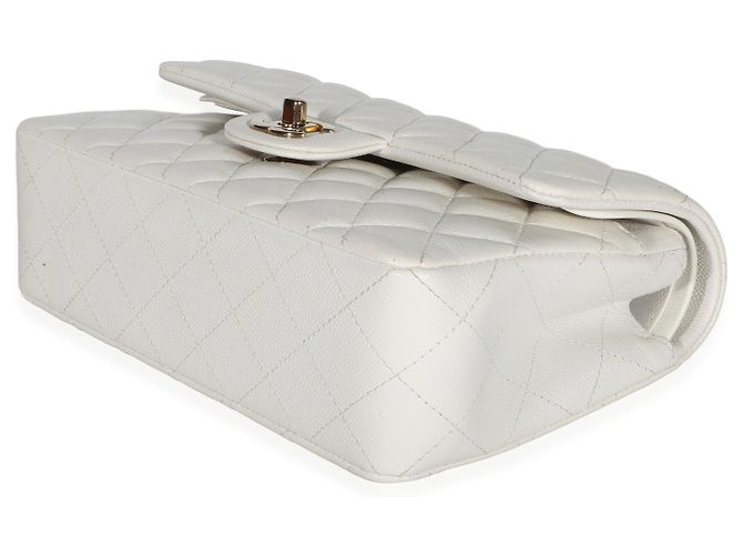 Gabrielle Borsa Chanel Small Classic Double Flap in pelle caviar matelassé bianca Bianco - vista 6
