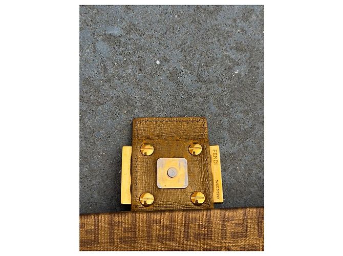 Fendi Baguette Tasche braun Monogramm Canvas Bronze Gold hardware - Ansicht 14