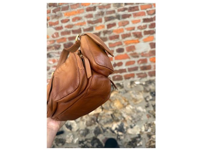 Miu Miu Borsa a Tracolla in Pelle Marrone - vista 10