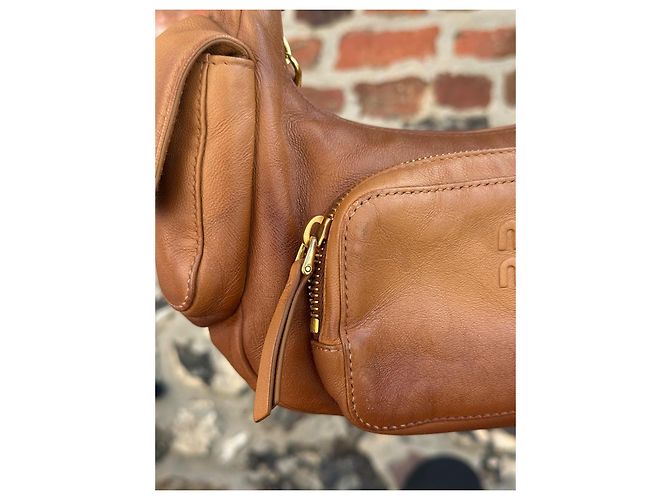 Miu Miu Borsa a Tracolla in Pelle Marrone - vista 13