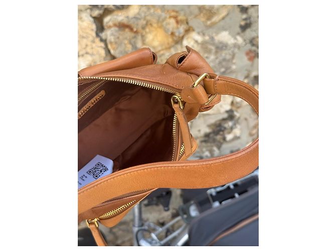 Miu Miu Borsa a Tracolla in Pelle Marrone - vista 17