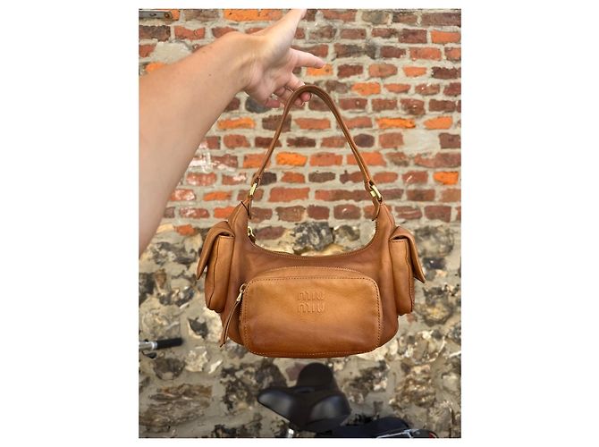 Miu Miu Borsa a Tracolla in Pelle Marrone - vista 2