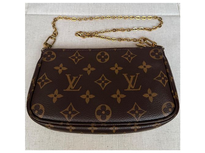 Multi Pochette Louis Vuitton Mini Pochette Accessoires Monogram Castaño Monograma - vista 13