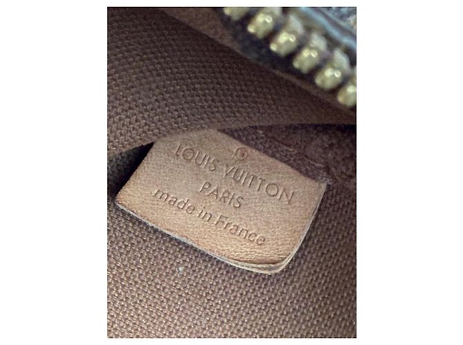 Multi Pochette Louis Vuitton Mini Pochette Accessoires Monogram Castaño Monograma - vista 20