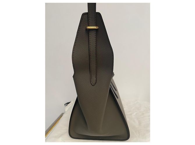 Céline Celine Tie Handtasche Small in Khaki genarbtem Leder - Ansicht 6
