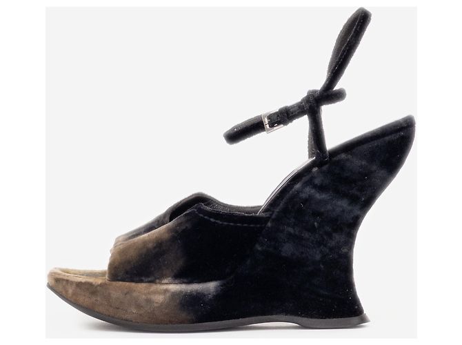 Prada AW04 Skulpturale Tie-Dye Samt Sandalen Platform Wedge Heels Schwarz - Ansicht 3
