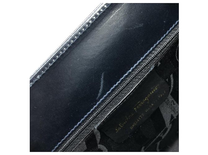 Borsa a tracolla in vitello Salvatore Ferragamo Blu - vista 10