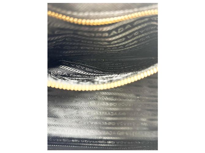 Prada 2way Tasche aus schwarzem Saffiano-Leder - Ansicht 10