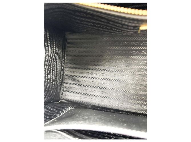 Prada 2way Tasche aus schwarzem Saffiano-Leder - Ansicht 9